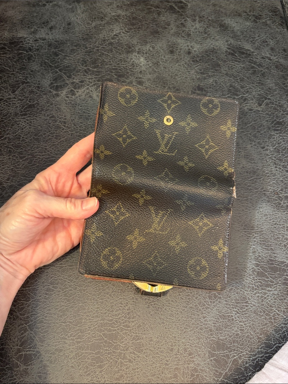 Louis Vuitton Monogram Canvas Compact Card Wallet with kiss-lock coin purse - Picture 10 of 15